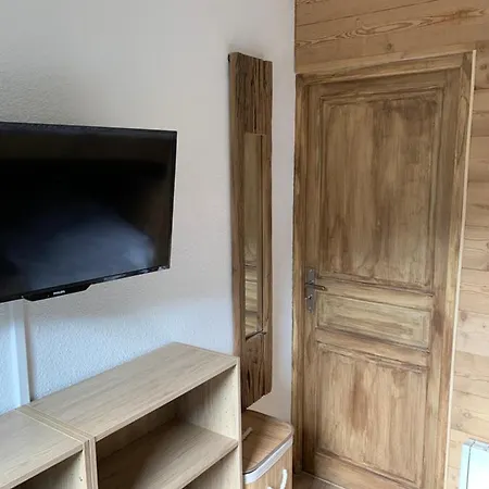 2 Pieces Renove Coeur Station Apartment
